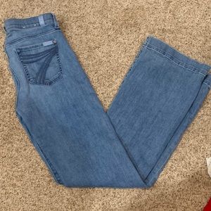 7 famk light wash jeans